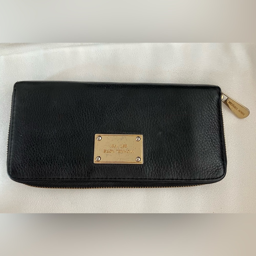 Michael Kors Black Leather Travel Wristlet Jet Set Travel Black Gold MK